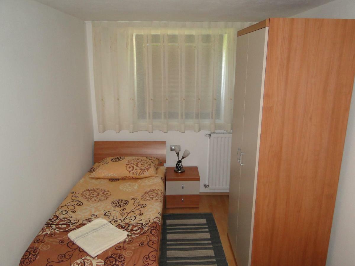 Apartma Jezero 모스트나소시 외부 사진